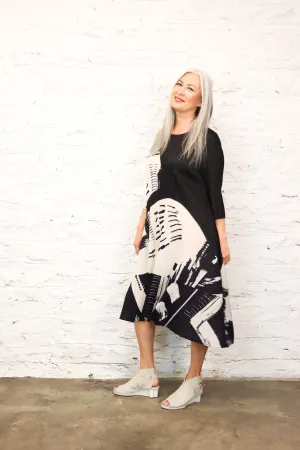 MC Oasis Paris Dress